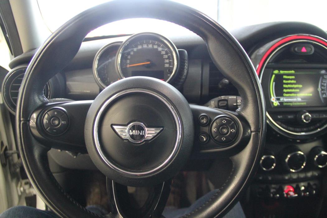 MINI Cooper 2015