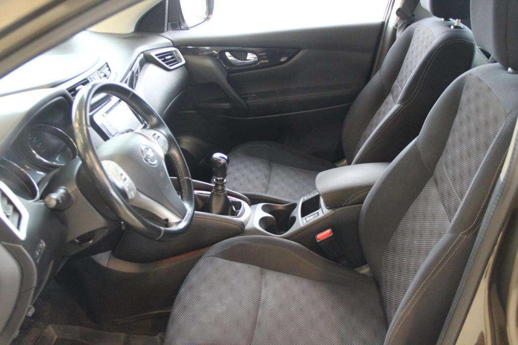 NISSAN Qashqai 2014