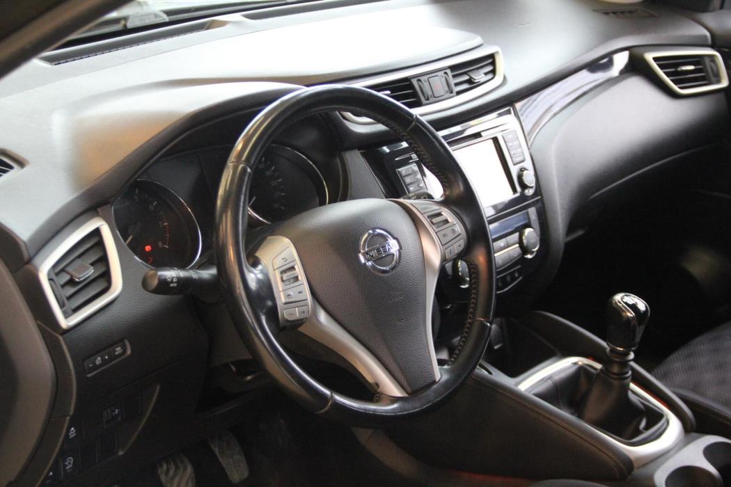 NISSAN Qashqai 2014
