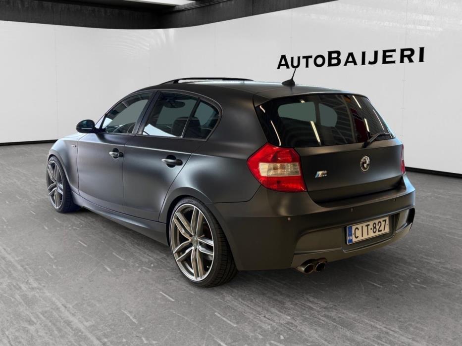 BMW 130 2007