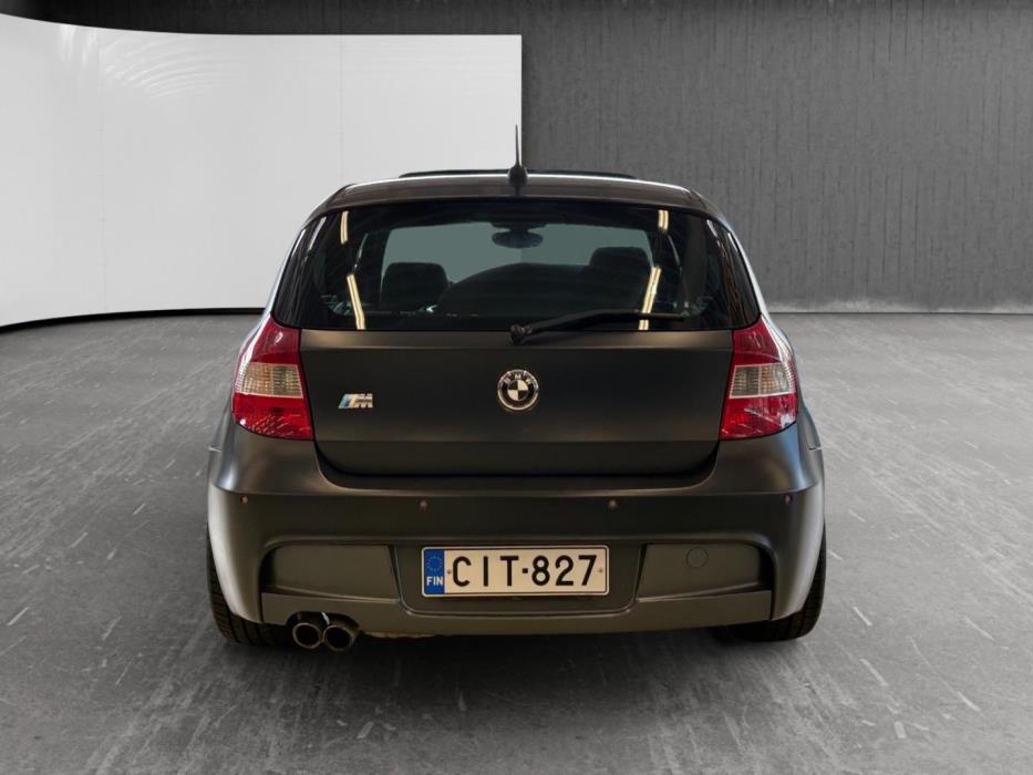 BMW 130 2007