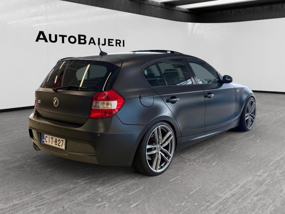 BMW 130 2007