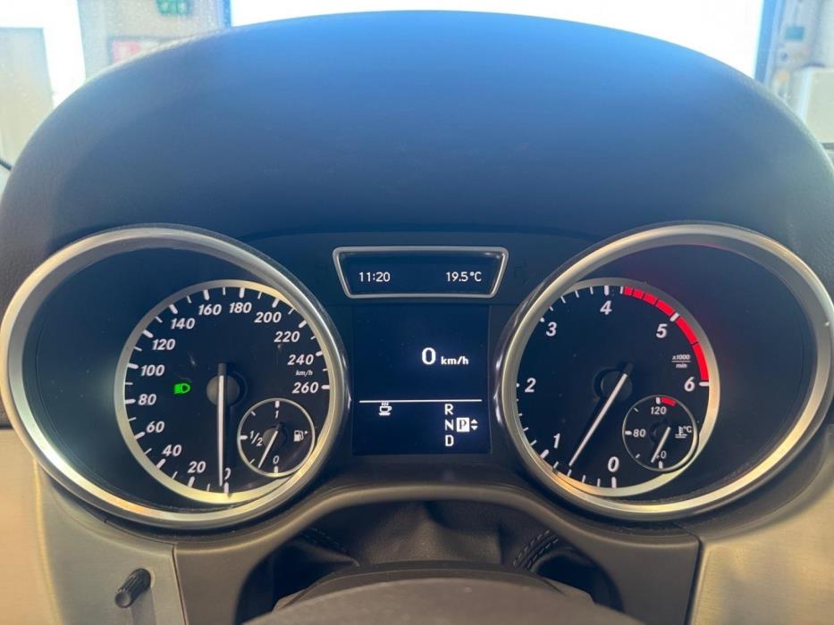 MERCEDES-BENZ ML 2012