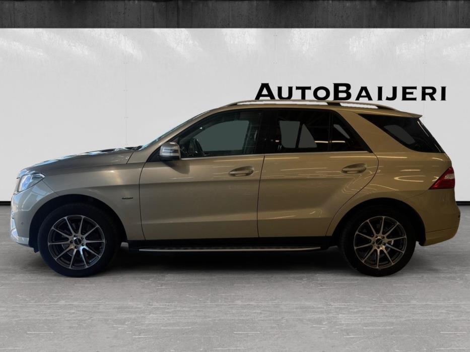 MERCEDES-BENZ ML 2012
