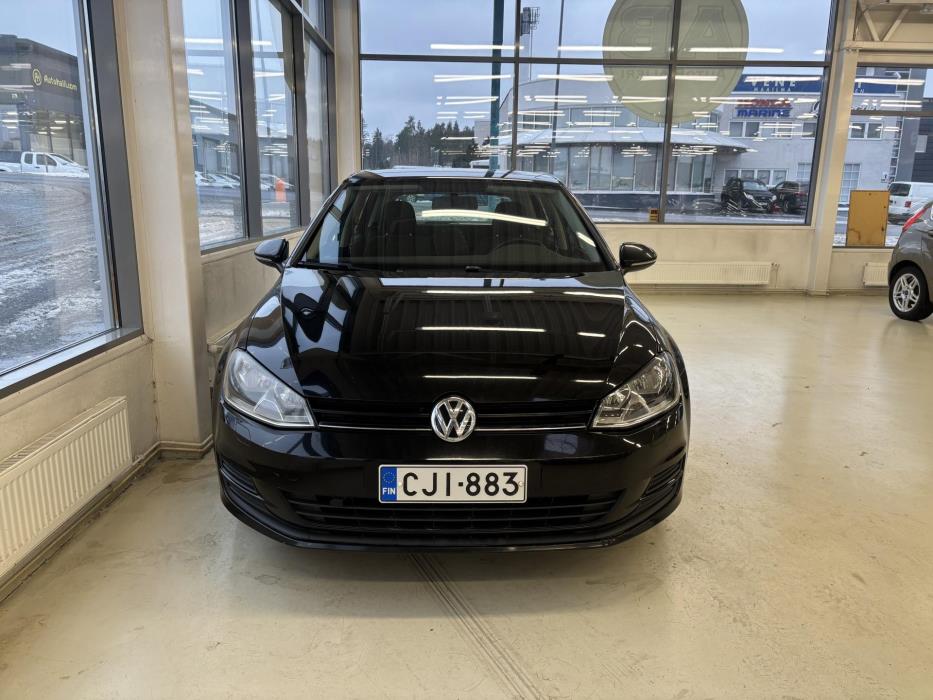 VOLKSWAGEN Golf 2014