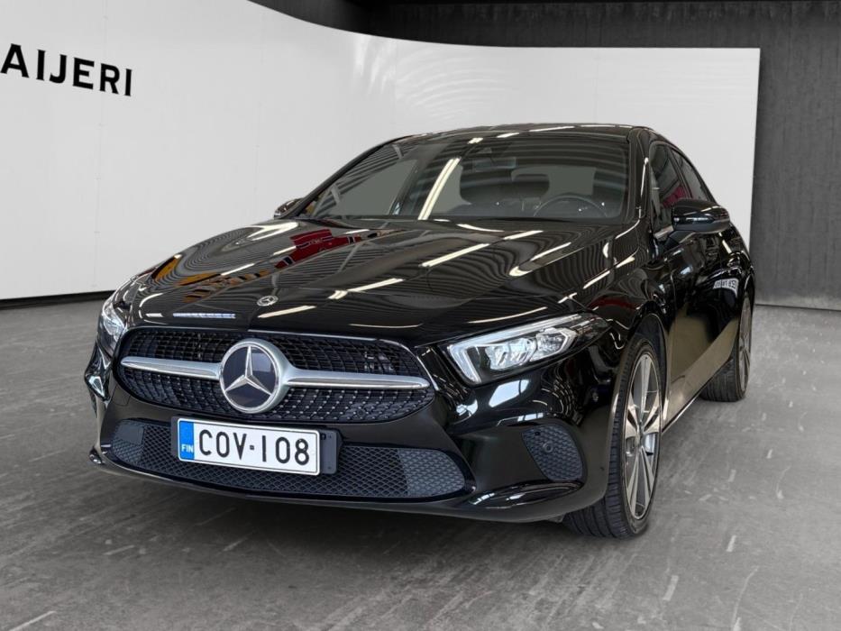 MERCEDES-BENZ A 2019
