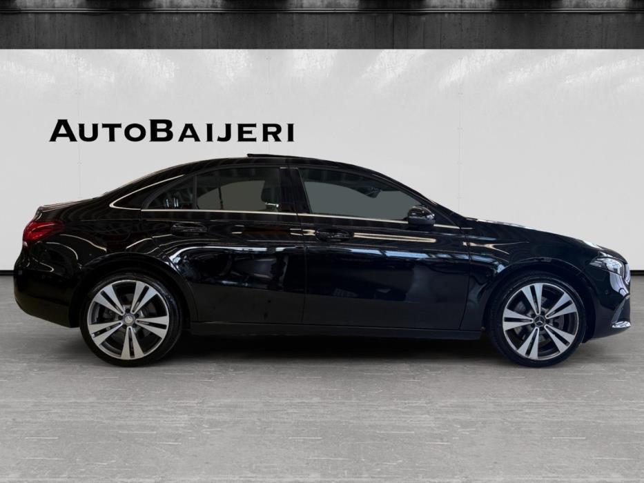 MERCEDES-BENZ A 2019