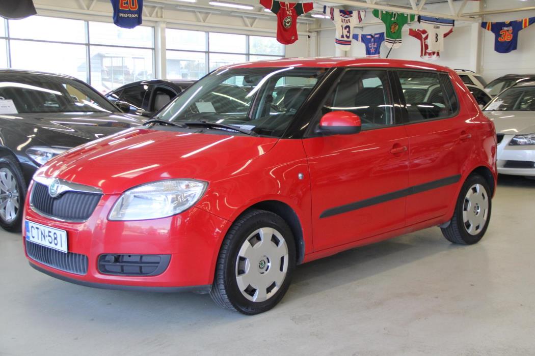 SKODA Fabia 2009