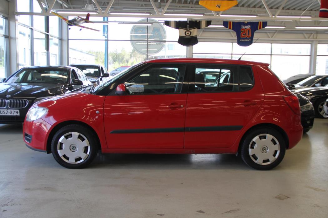 SKODA Fabia 2009