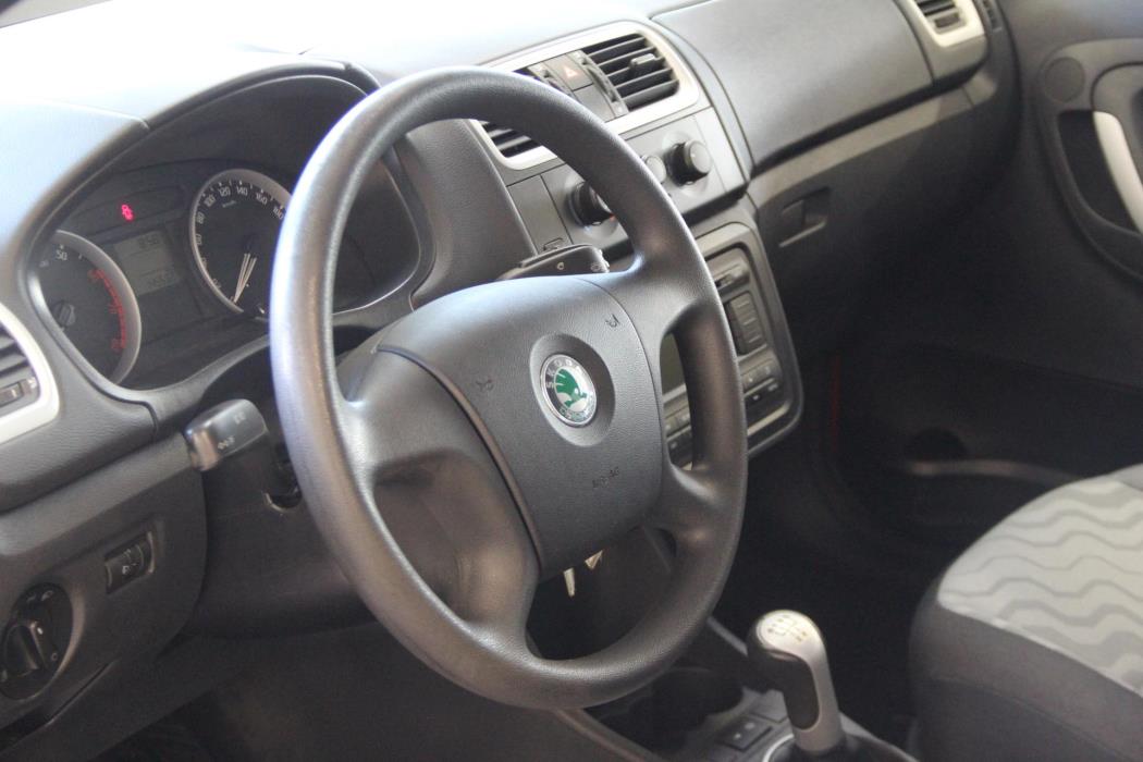 SKODA Fabia 2009