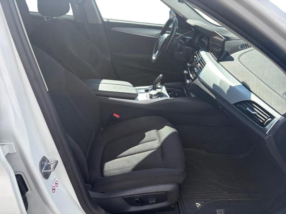 BMW 518 2018