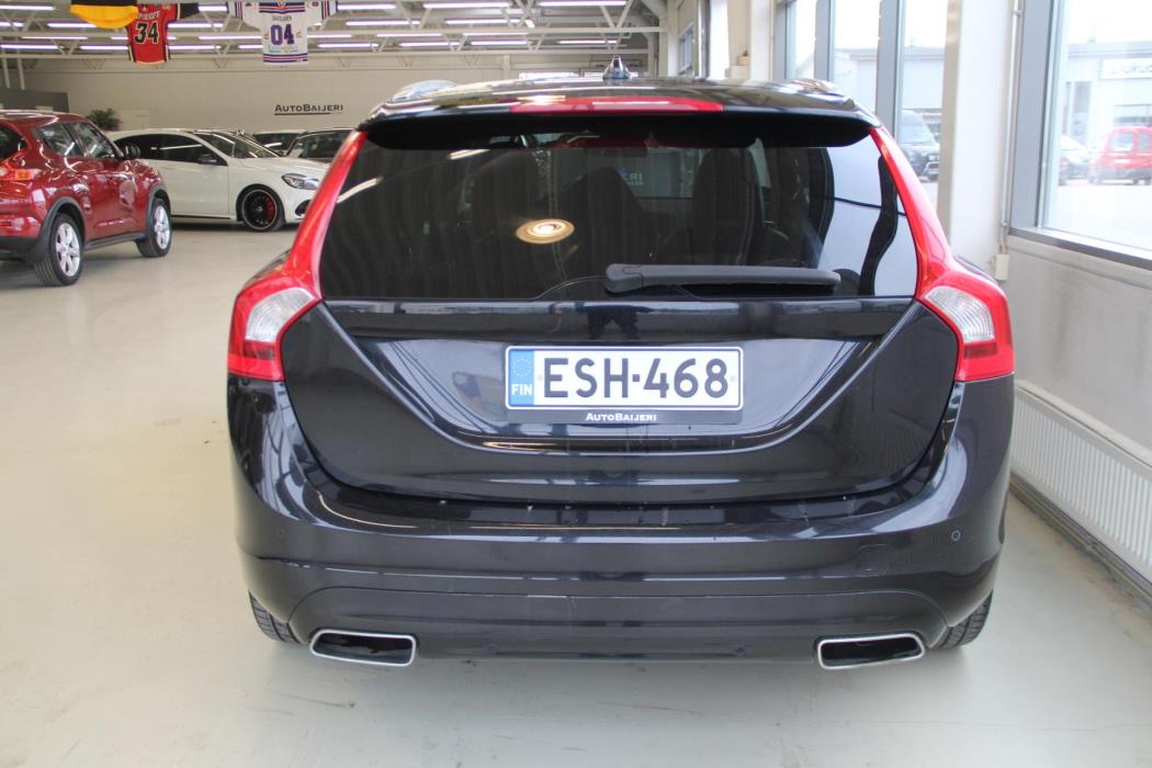 VOLVO V60 2013