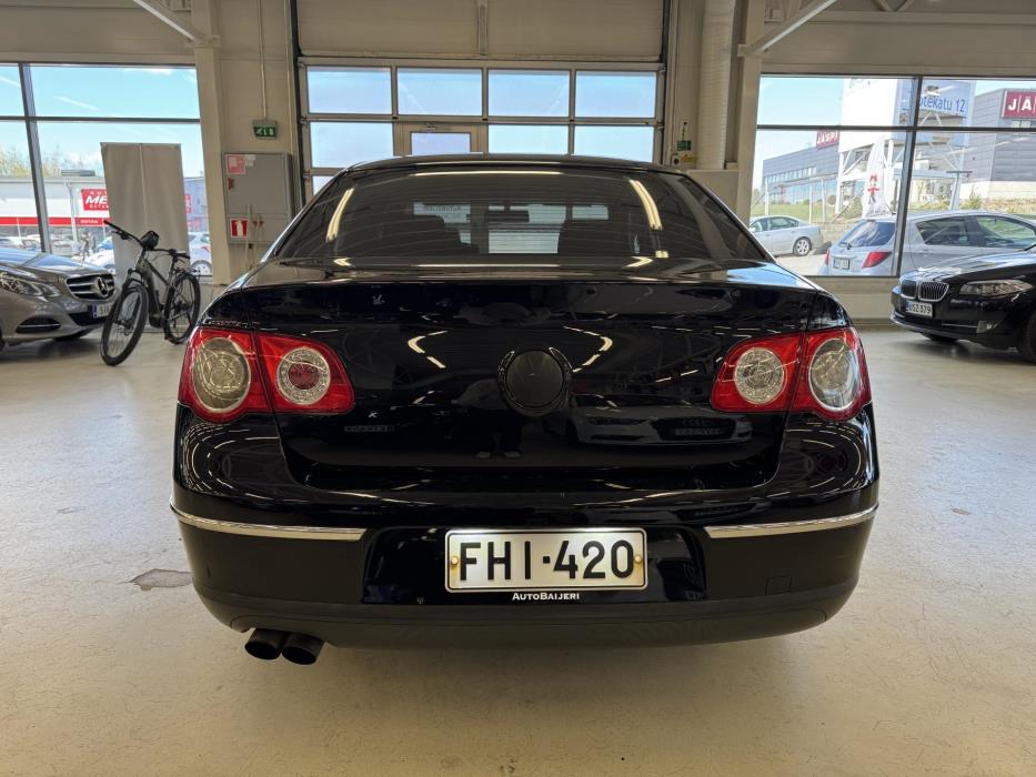 VOLKSWAGEN Passat 2006