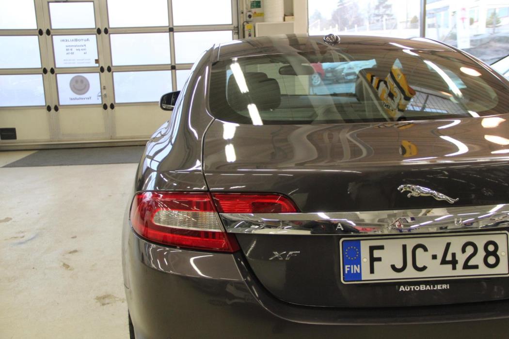 JAGUAR XF 2009
