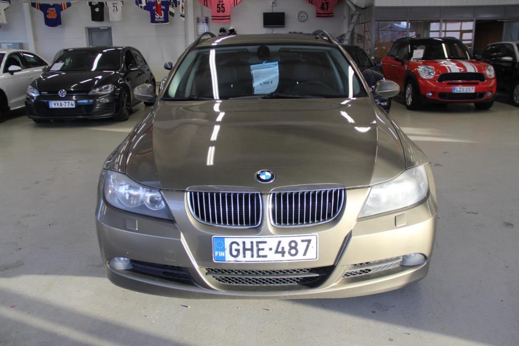 BMW 325 2006