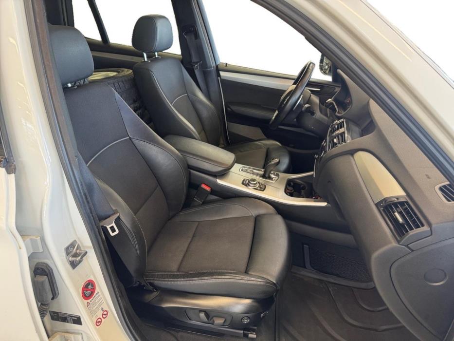 BMW X3 2011