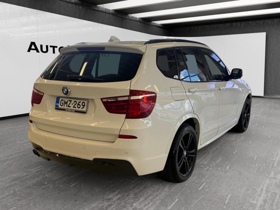 BMW X3 2011