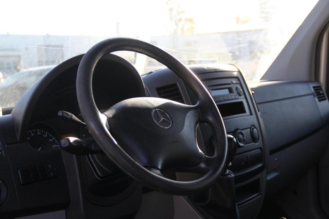 MERCEDES-BENZ Sprinter 2011