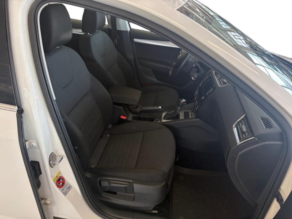 SKODA Octavia 2014