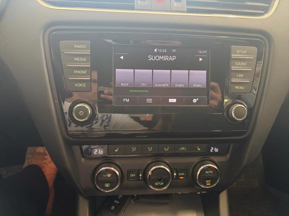 SKODA Octavia 2014