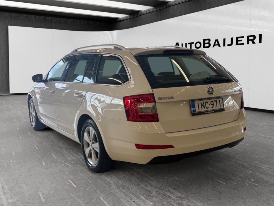 SKODA Octavia 2014