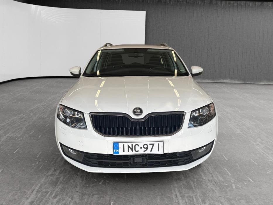 SKODA Octavia 2014