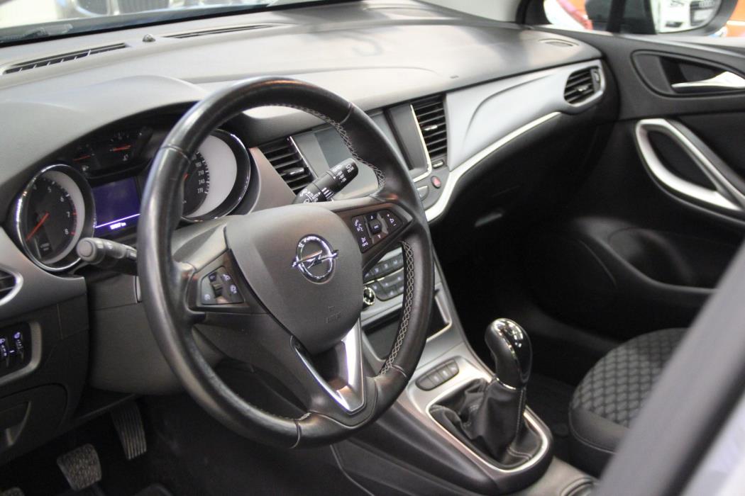 OPEL Astra 2018