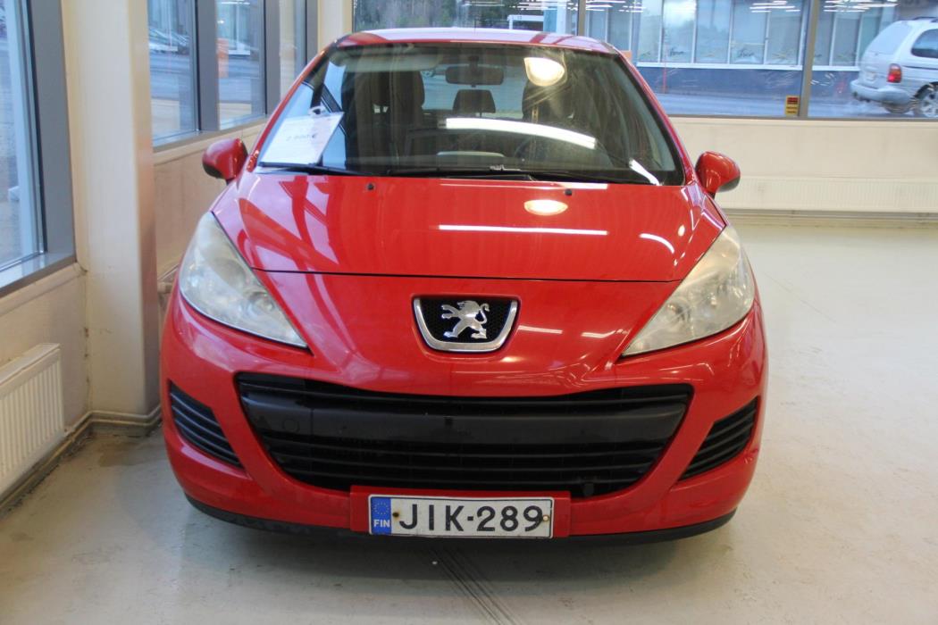 PEUGEOT 207 2012