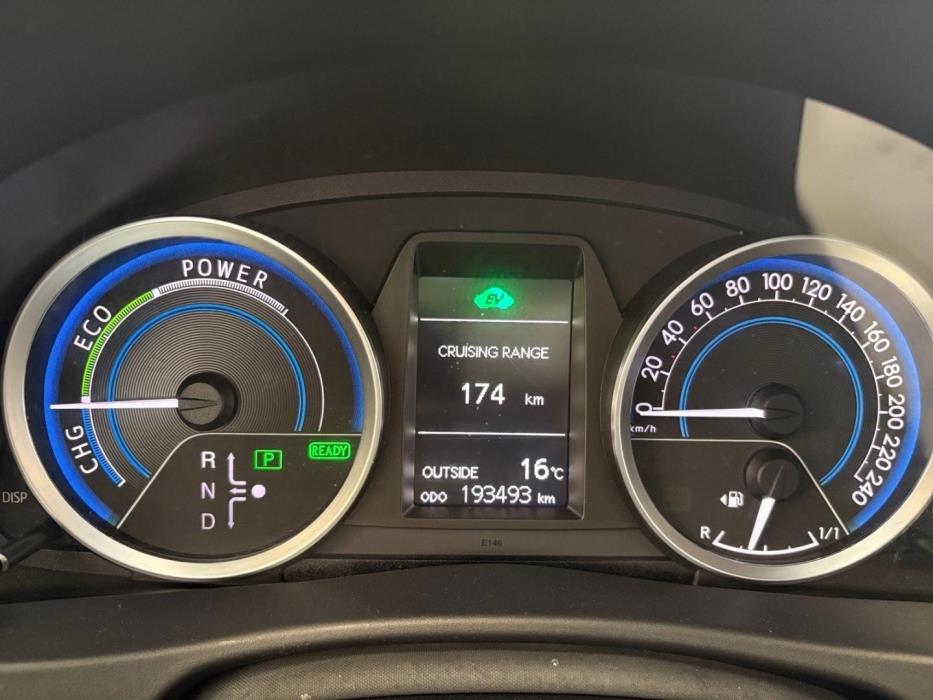 TOYOTA Auris 2013