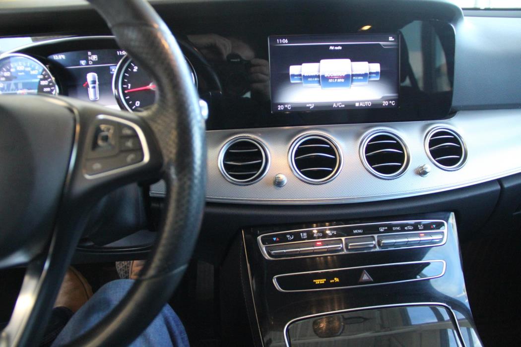 MERCEDES-BENZ E 2017