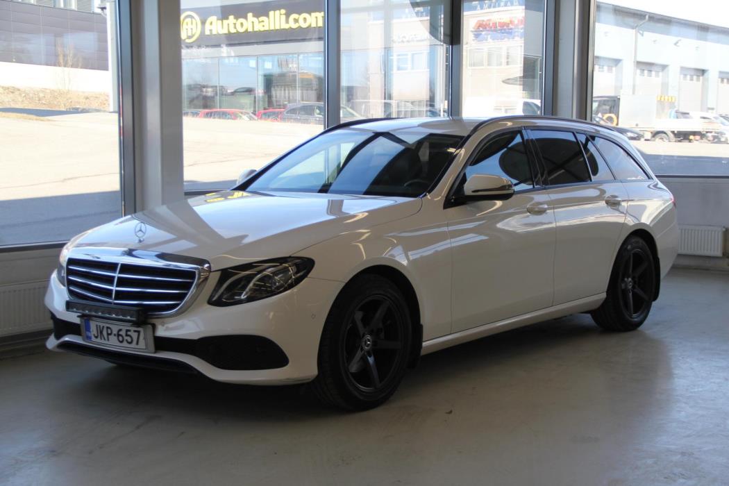 MERCEDES-BENZ E 2017