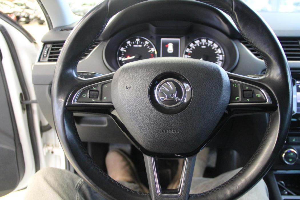 SKODA Octavia 2013