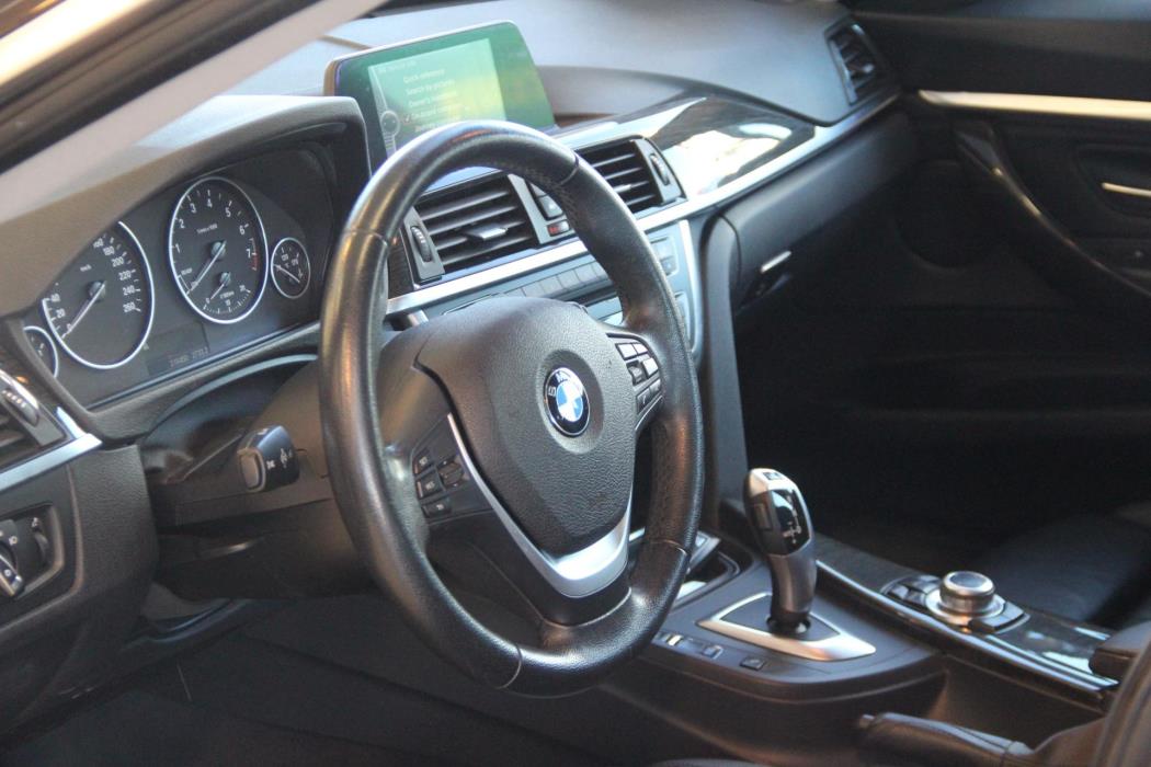 BMW 320 Gran Turismo 2013