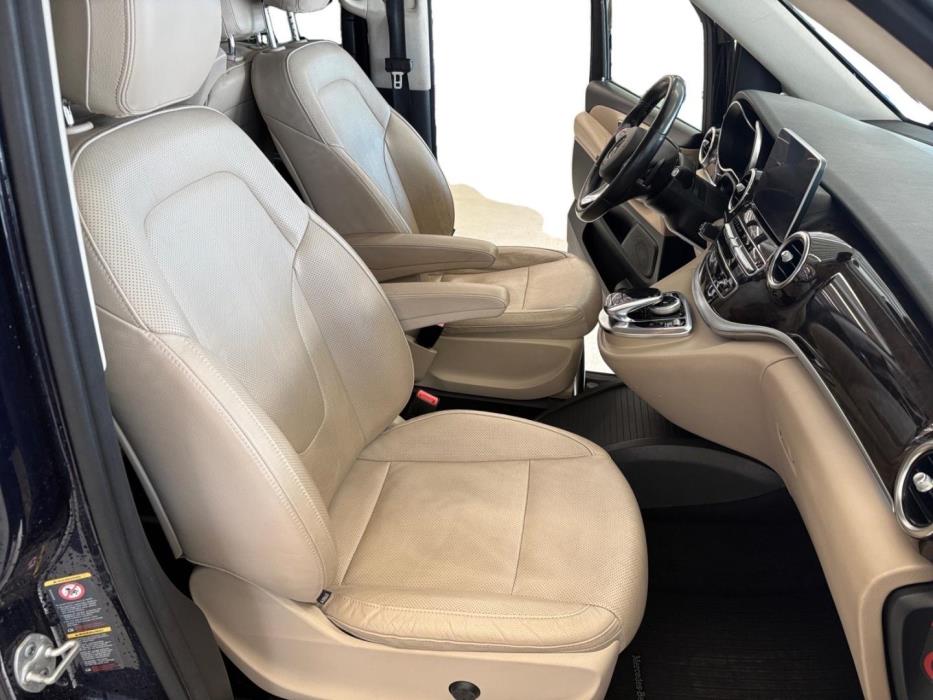 MERCEDES-BENZ V 250 2014