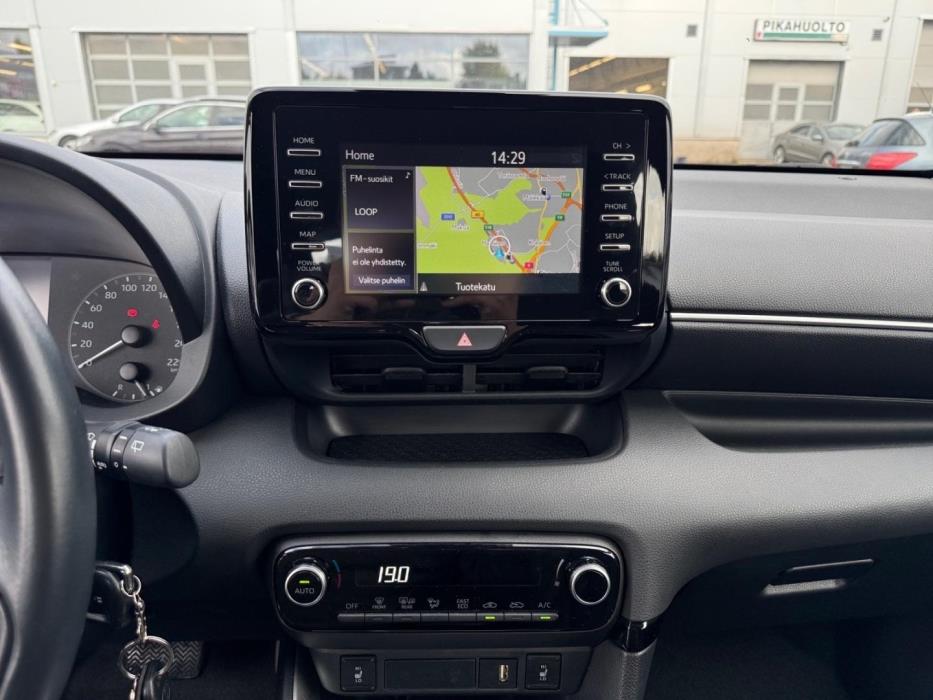 TOYOTA Yaris 2020