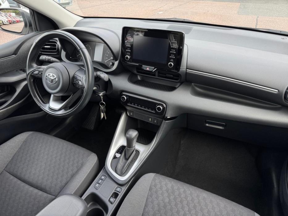 TOYOTA Yaris 2020