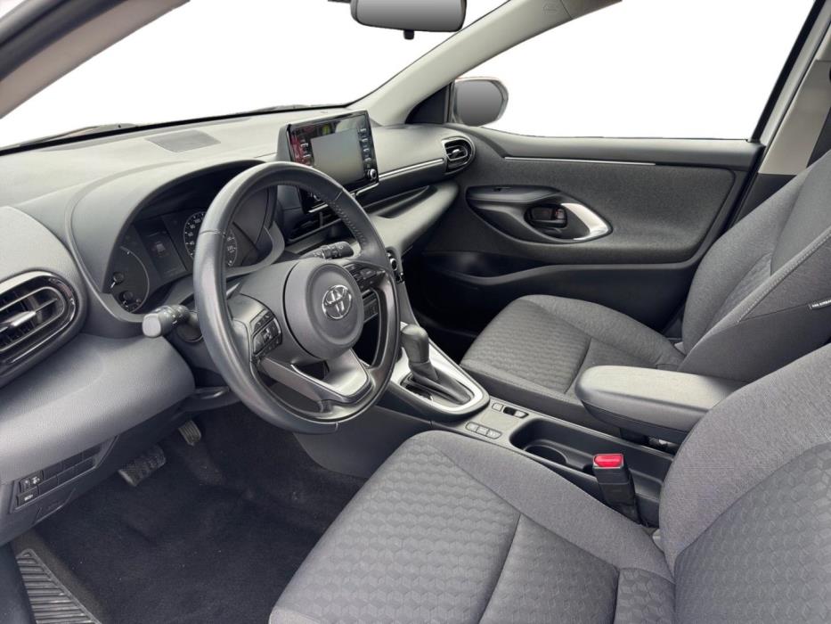 TOYOTA Yaris 2020
