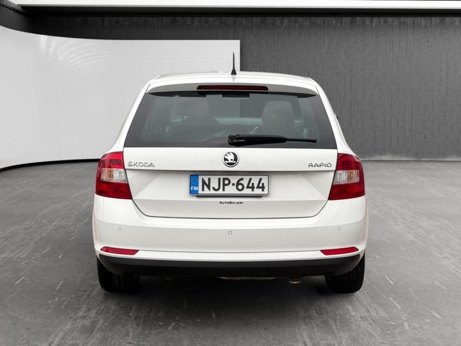 SKODA Rapid 2014
