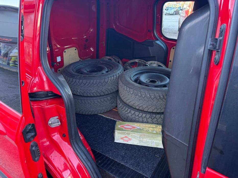FORD Transit Courier 2018