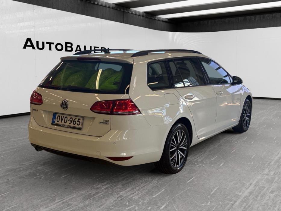 VOLKSWAGEN Golf 2017