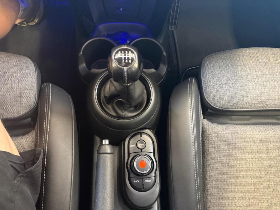 MINI Cooper 2018
