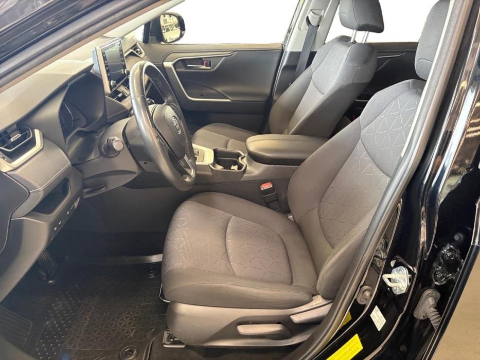 TOYOTA RAV4 2022