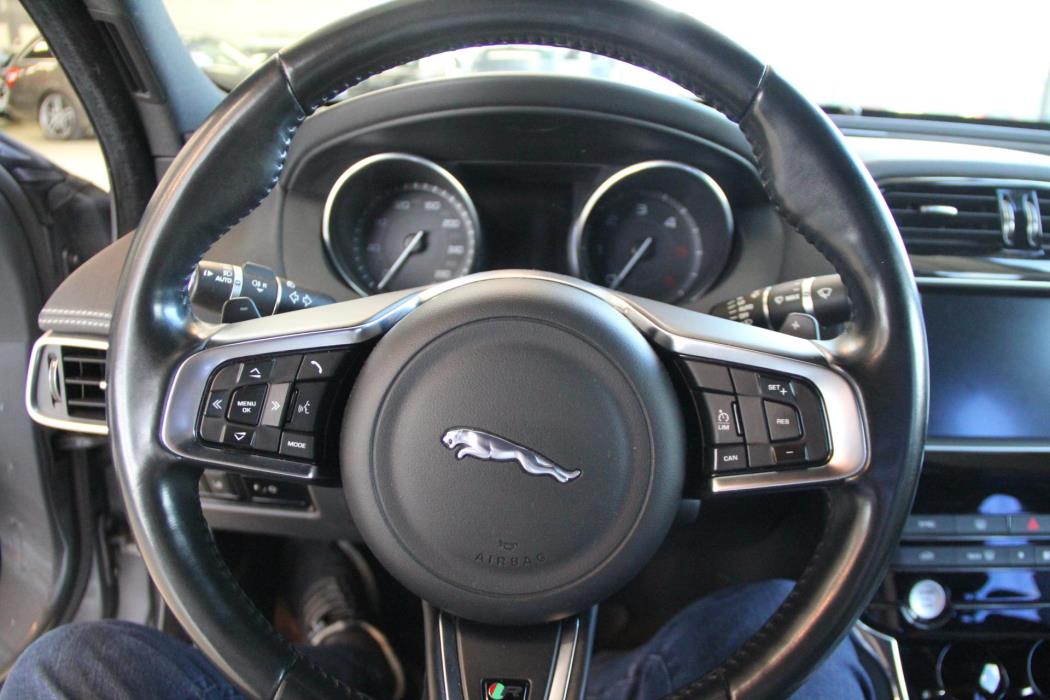 JAGUAR XE 2016