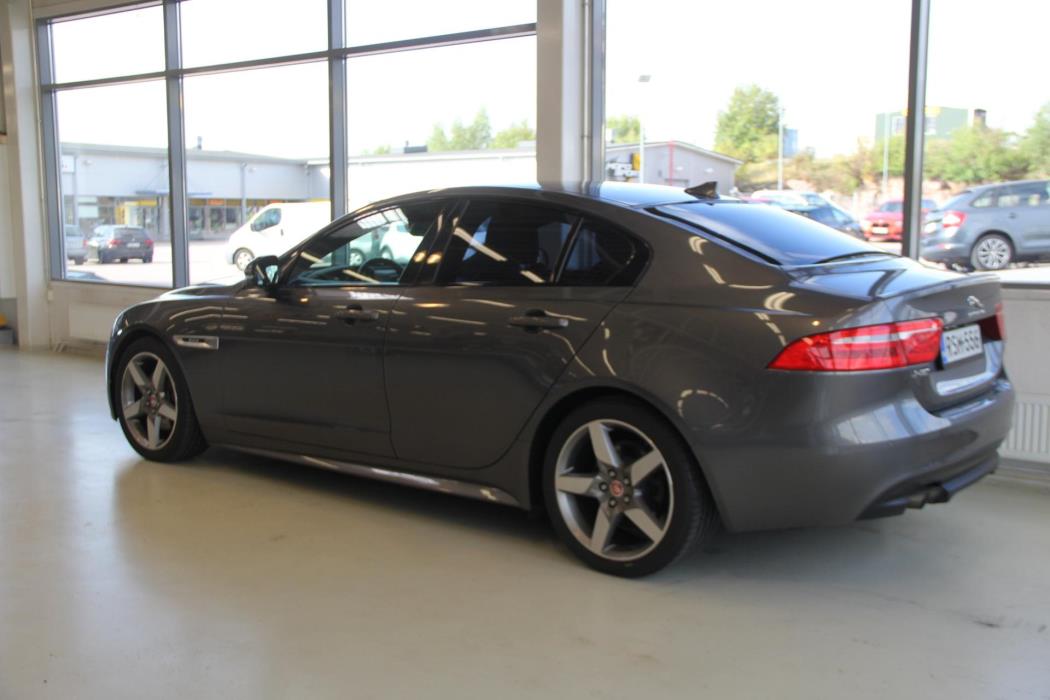 JAGUAR XE 2016