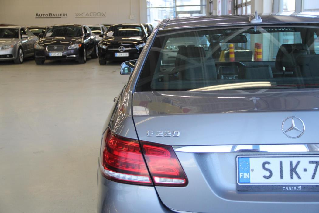 MERCEDES-BENZ E 2015