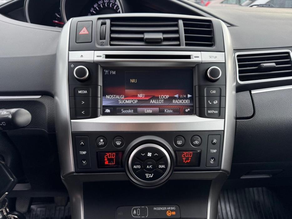 TOYOTA Verso 2015