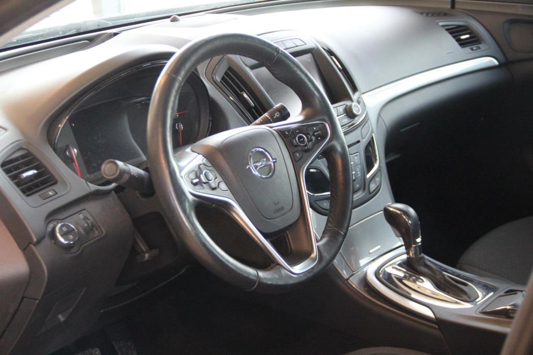 OPEL Insignia 2014