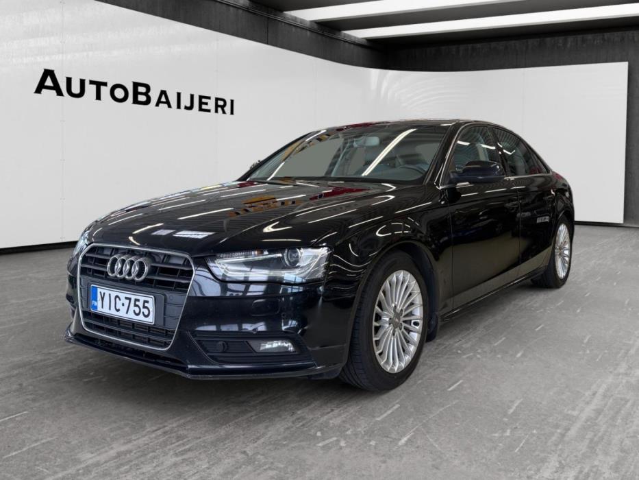 AUDI A4 2012