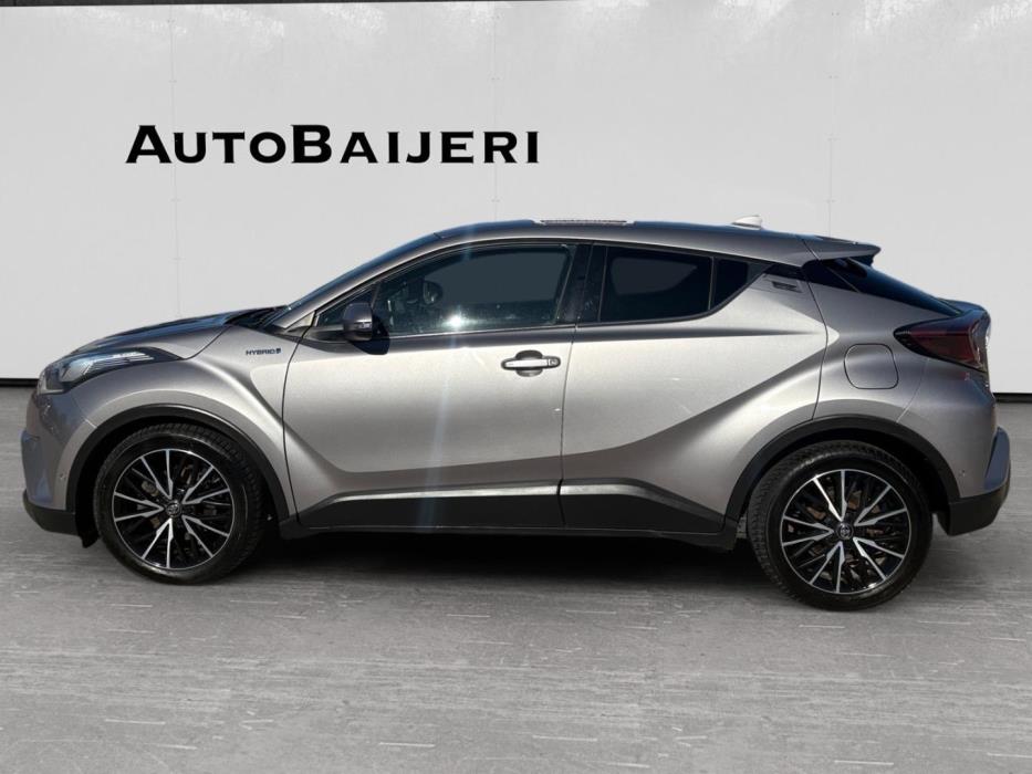 TOYOTA C-HR 2017