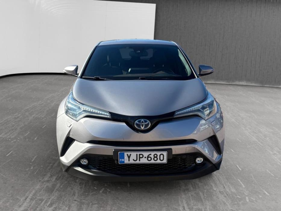 TOYOTA C-HR 2017